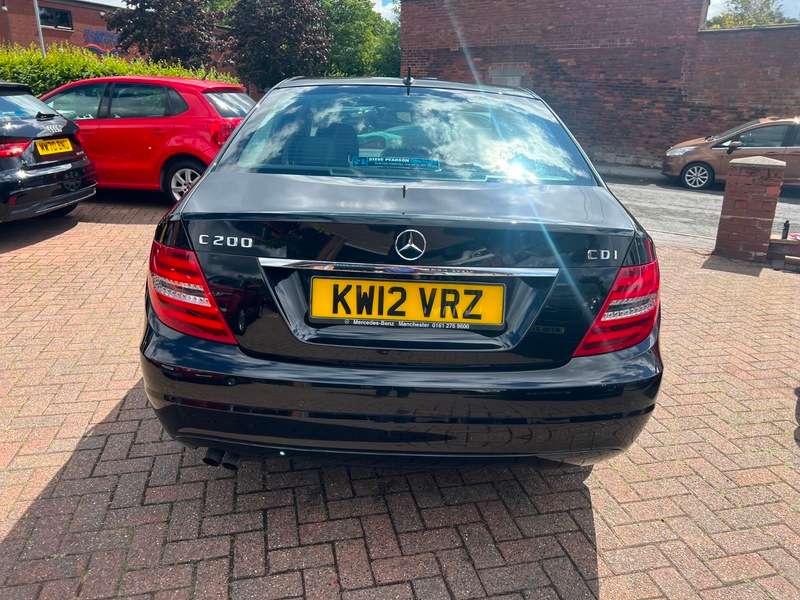 A 2012 MERCEDES C CLASS C200 CDI BLUEEFFICIENCY EXECUTIVE SE A 2012 MERCEDES C CLASS C200 CDI BLUEEFFICIENCY EXECUTIVE SE