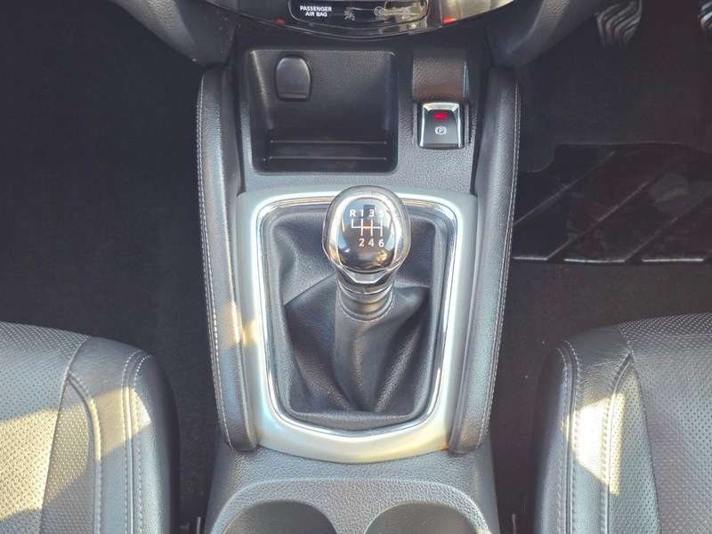 2015 NISSAN QASHQAI 2015 NISSAN QASHQAI