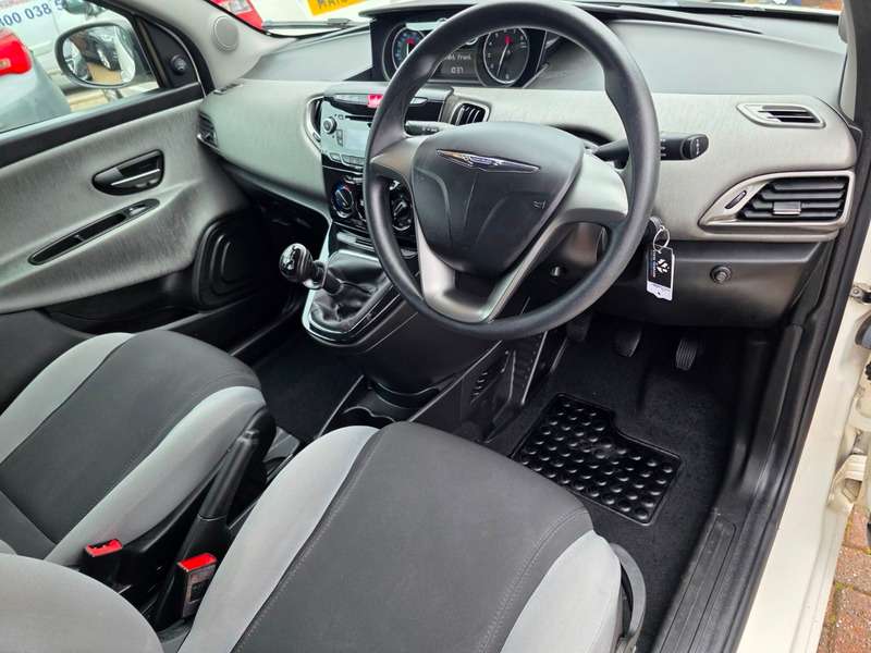 2014 CHRYSLER YPSILON 2014 CHRYSLER YPSILON