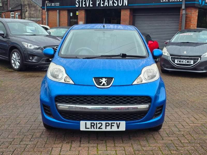 A 2012 PEUGEOT 107 URBAN A 2012 PEUGEOT 107 URBAN