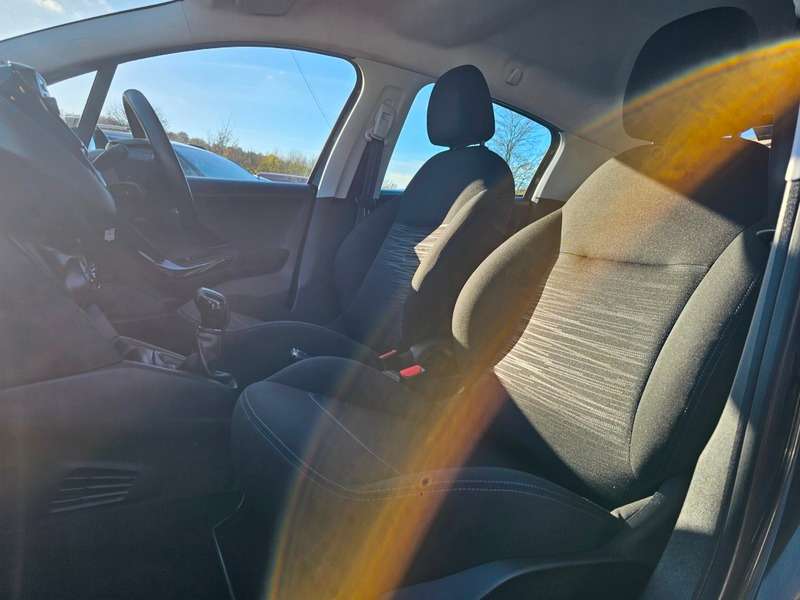 2014 PEUGEOT 208 2014 PEUGEOT 208