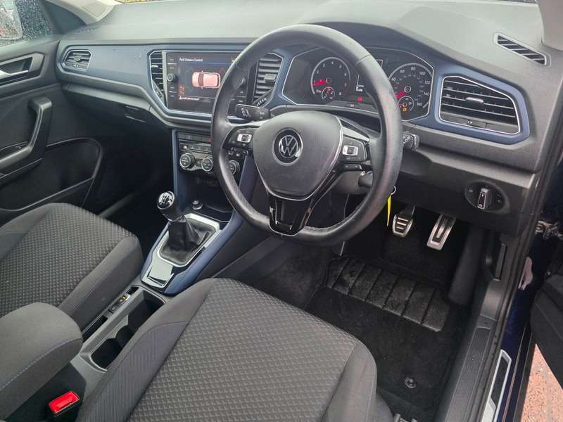 2021 VOLKSWAGEN T-ROC 2021 VOLKSWAGEN T-ROC