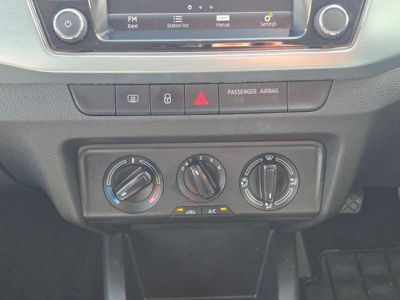 2017 SKODA FABIA 2017 SKODA FABIA
