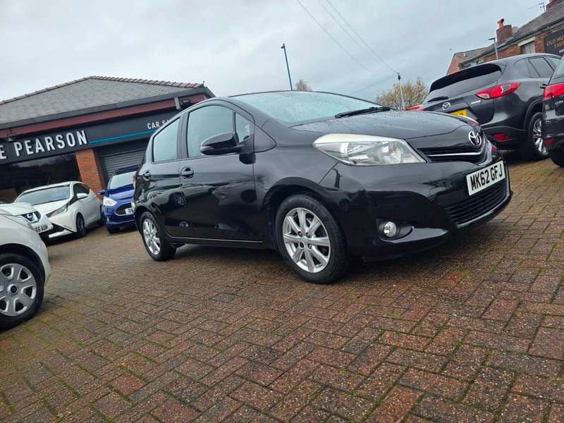 2012 TOYOTA YARIS 2012 TOYOTA YARIS