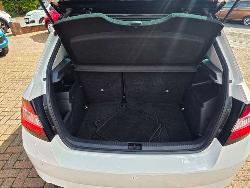 2017 SKODA FABIA 2017 SKODA FABIA