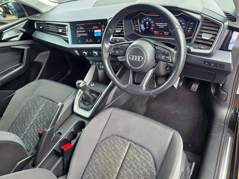 2021 AUDI A1 2021 AUDI A1