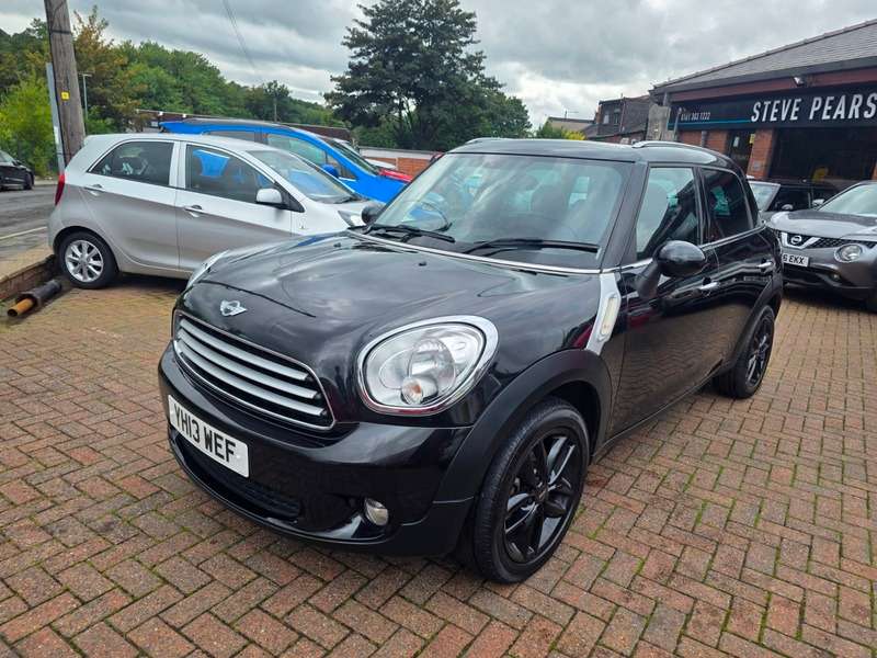A 2013 MINI COUNTRYMAN COOPER D A 2013 MINI COUNTRYMAN COOPER D