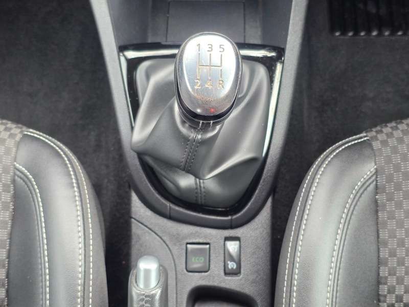 2018 RENAULT CLIO 2018 RENAULT CLIO