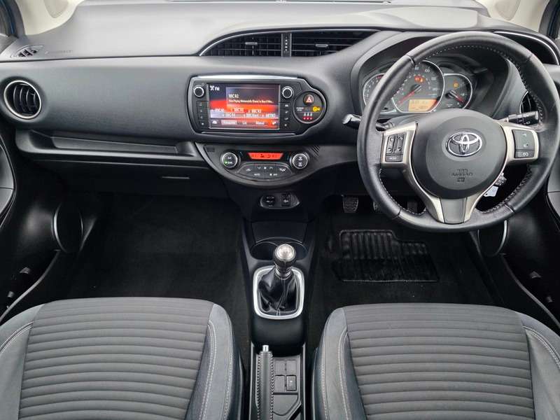 2015 TOYOTA YARIS 2015 TOYOTA YARIS