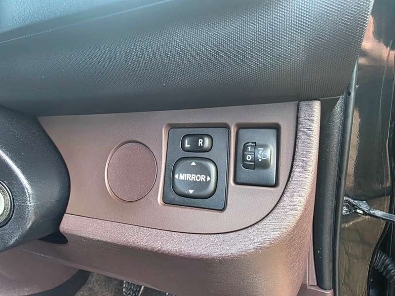 2009 TOYOTA IQ 2009 TOYOTA IQ