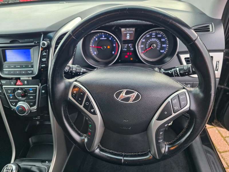 2015 HYUNDAI I30 2015 HYUNDAI I30