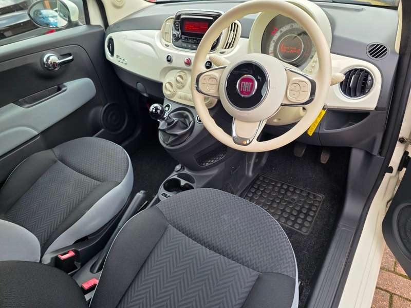 2017 FIAT 500 2017 FIAT 500