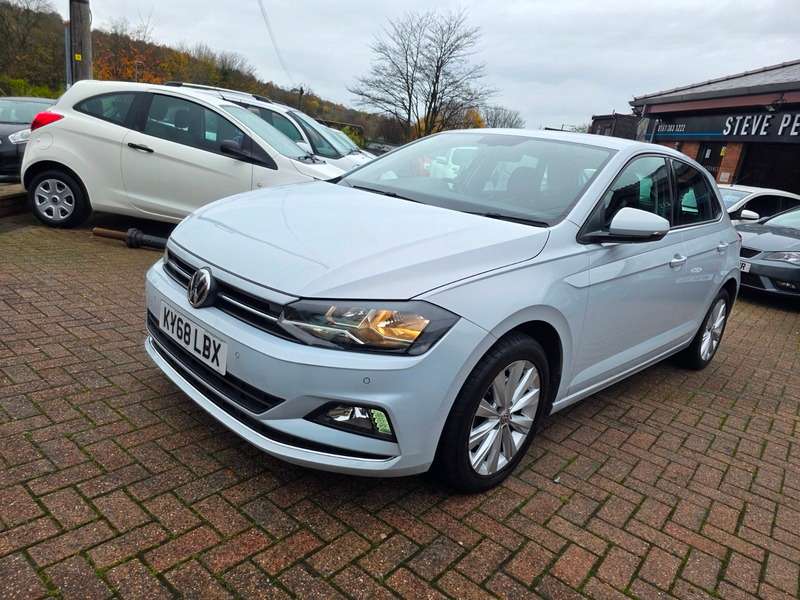 A 2018 VOLKSWAGEN POLO SEL TSI A 2018 VOLKSWAGEN POLO SEL TSI
