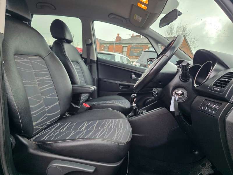 A 2017 KIA VENGA CRDI 3 ISG A 2017 KIA VENGA CRDI 3 ISG