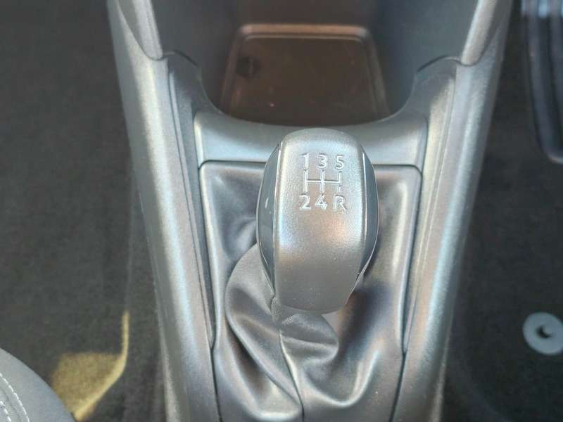 2014 PEUGEOT 208 2014 PEUGEOT 208