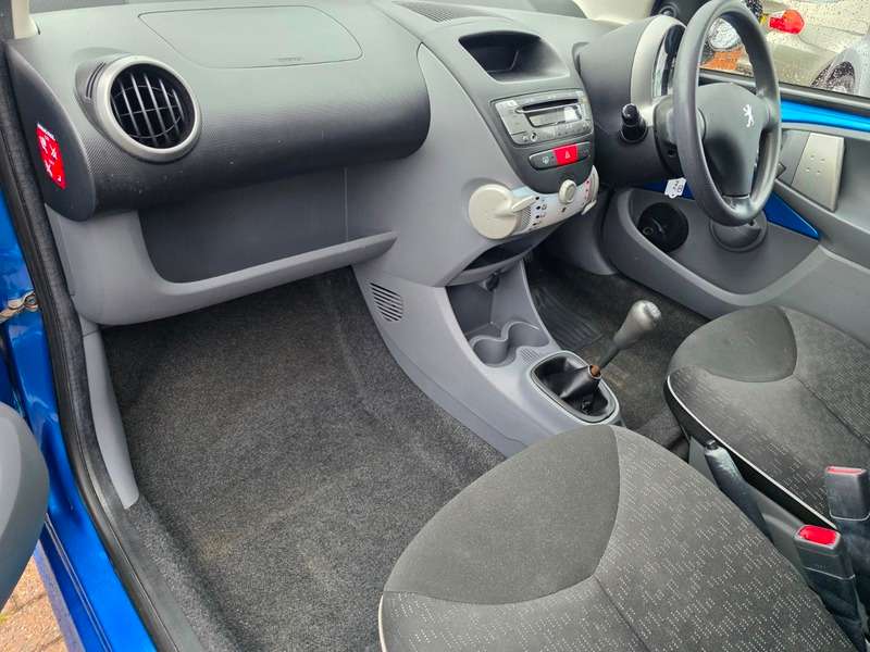 2012 PEUGEOT 107 2012 PEUGEOT 107