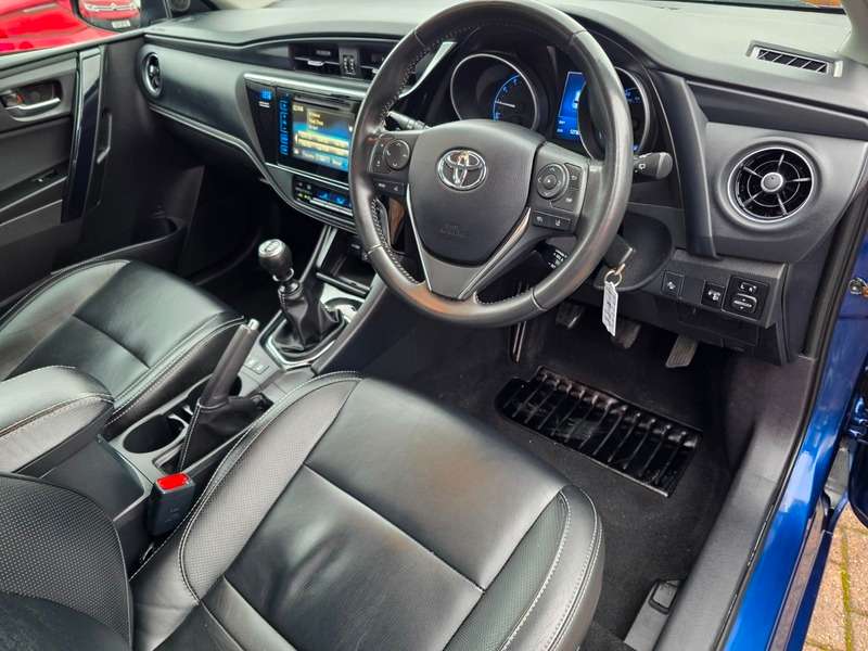 2018 TOYOTA AURIS 2018 TOYOTA AURIS