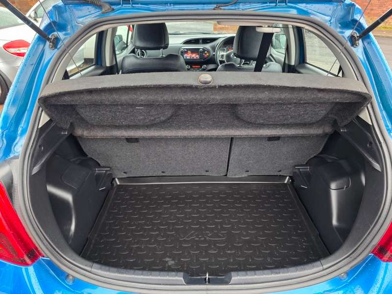 2015 TOYOTA YARIS 2015 TOYOTA YARIS