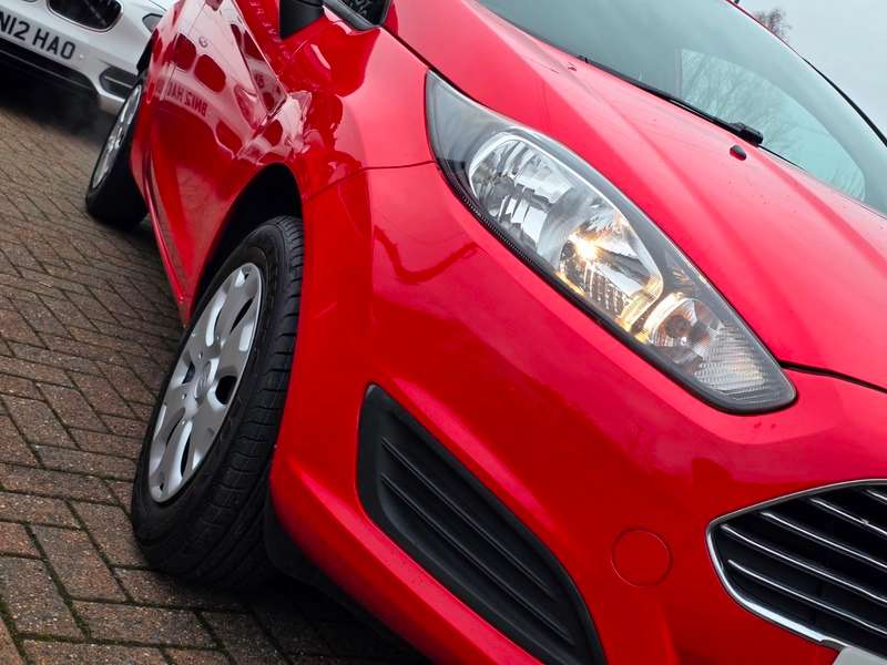 2015 FORD FIESTA 2015 FORD FIESTA