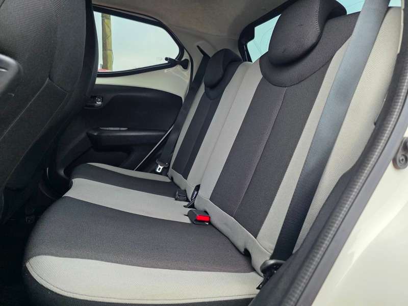 2016 TOYOTA AYGO 2016 TOYOTA AYGO