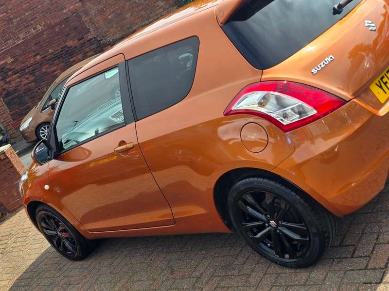 2017 SUZUKI SWIFT 2017 SUZUKI SWIFT