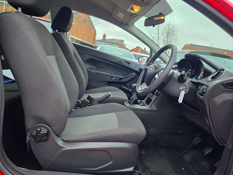 A 2015 FORD FIESTA STUDIO A 2015 FORD FIESTA STUDIO