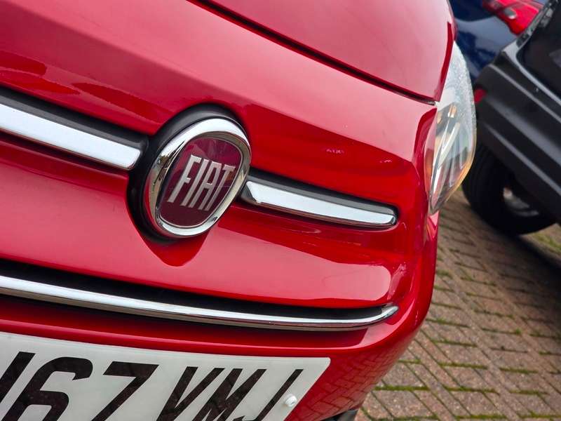 2017 FIAT 500 2017 FIAT 500