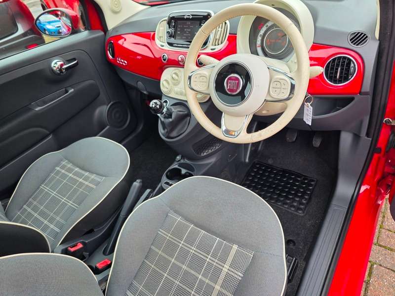 2017 FIAT 500 2017 FIAT 500