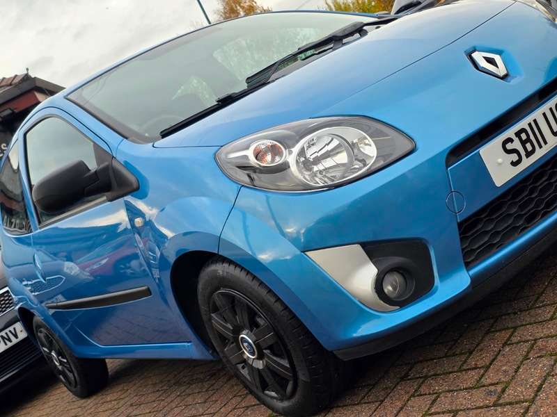 2011 RENAULT TWINGO 2011 RENAULT TWINGO