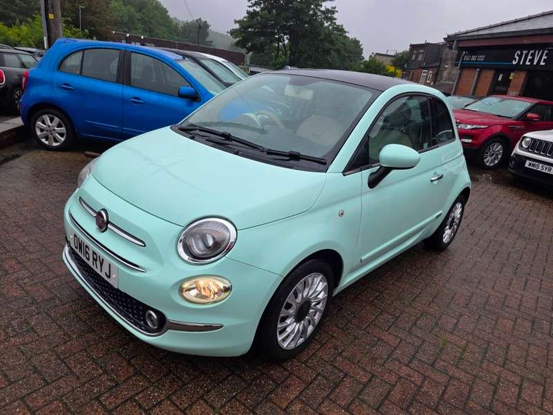 A 2016 FIAT 500 LOUNGE A 2016 FIAT 500 LOUNGE