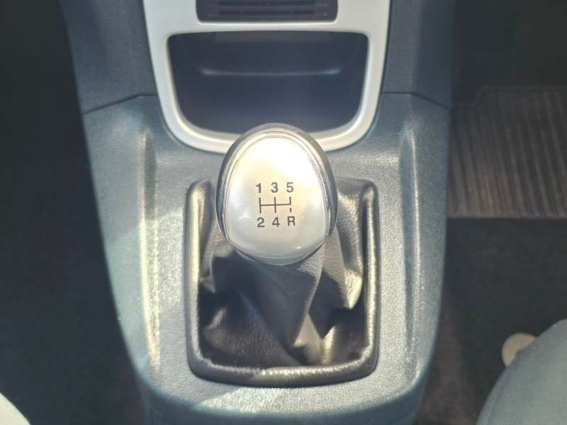 2011 FORD FIESTA 2011 FORD FIESTA