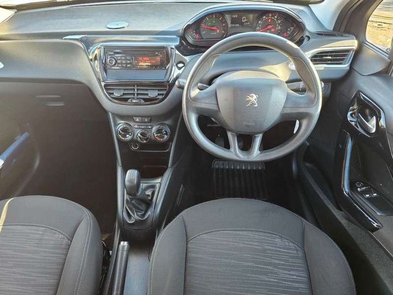 2014 PEUGEOT 208 2014 PEUGEOT 208