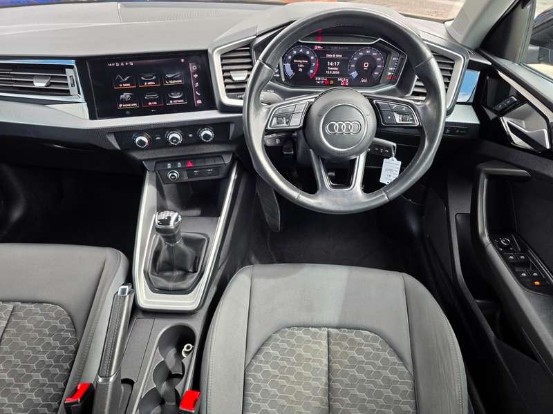 2021 AUDI A1 2021 AUDI A1