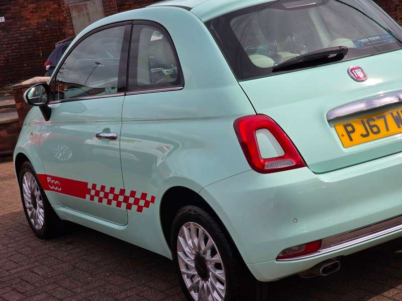 2017 FIAT 500 2017 FIAT 500