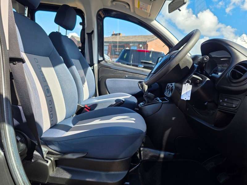 A 2010 CITROEN NEMO HDI STOP AND START A 2010 CITROEN NEMO HDI STOP AND START