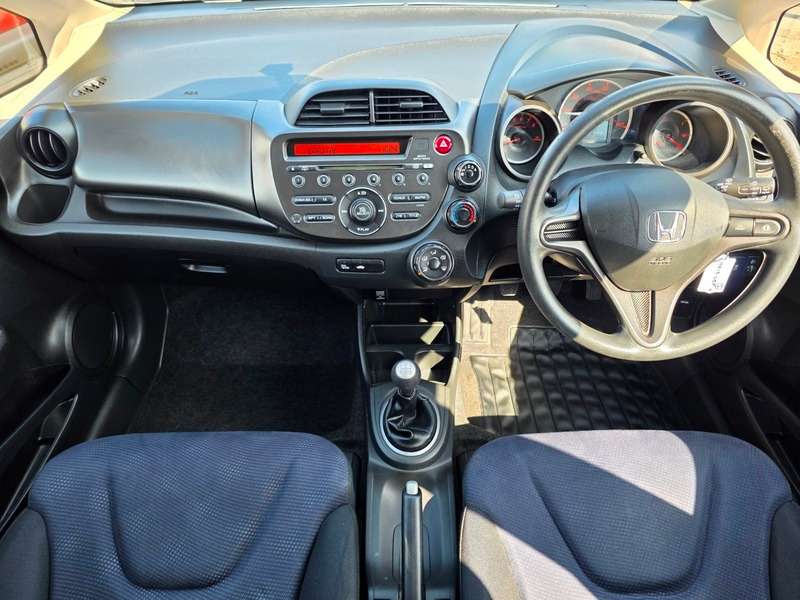 2013 HONDA JAZZ 2013 HONDA JAZZ
