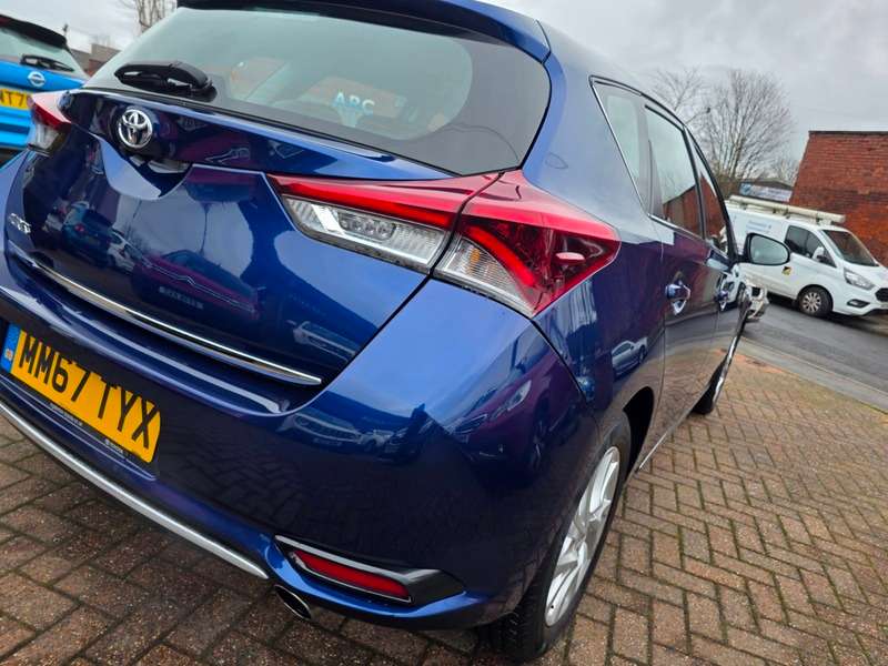 2018 TOYOTA AURIS 2018 TOYOTA AURIS
