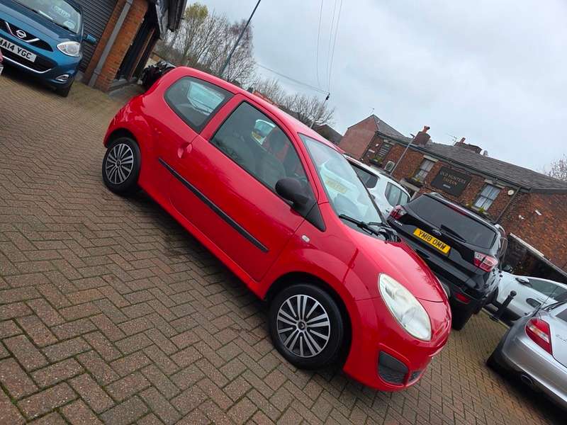 2010 RENAULT TWINGO 2010 RENAULT TWINGO