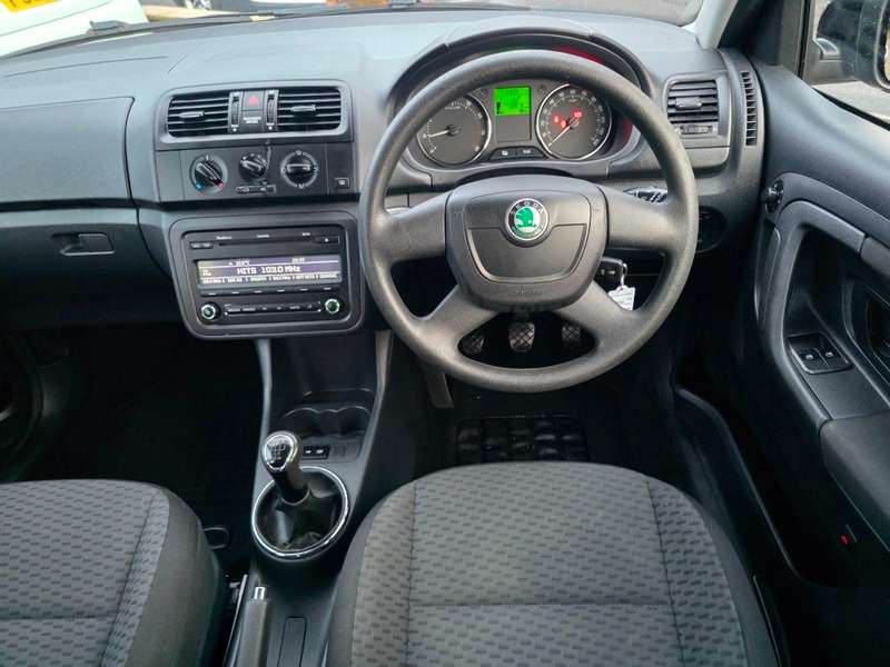 2012 SKODA FABIA 2012 SKODA FABIA