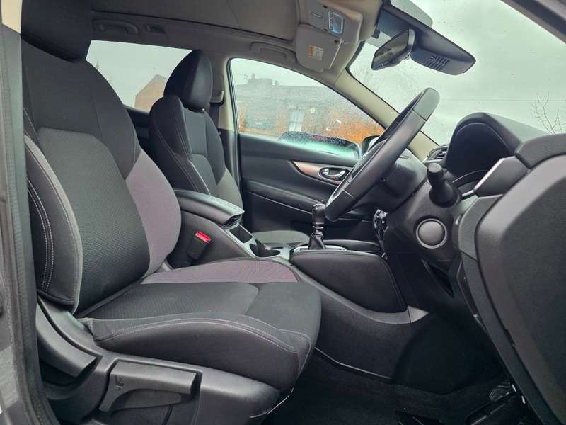 A 2019 NISSAN QASHQAI DIG-T N-CONNECTA A 2019 NISSAN QASHQAI DIG-T N-CONNECTA