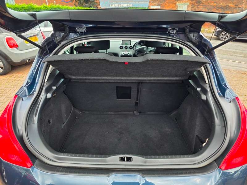2013 PEUGEOT 308 2013 PEUGEOT 308