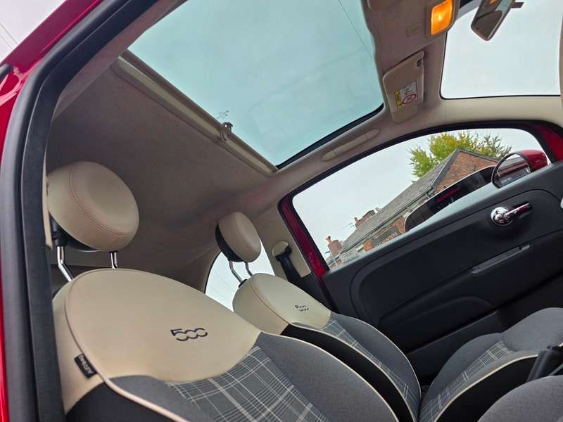 2017 FIAT 500 2017 FIAT 500