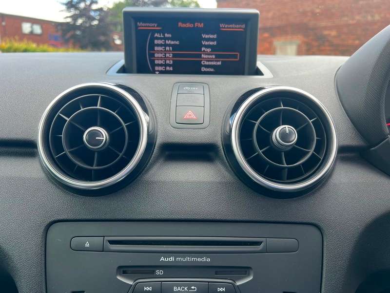 2012 AUDI A1 2012 AUDI A1