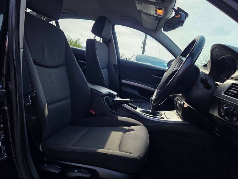 A 2007 BMW 3 SERIES 318i SE A 2007 BMW 3 SERIES 318i SE