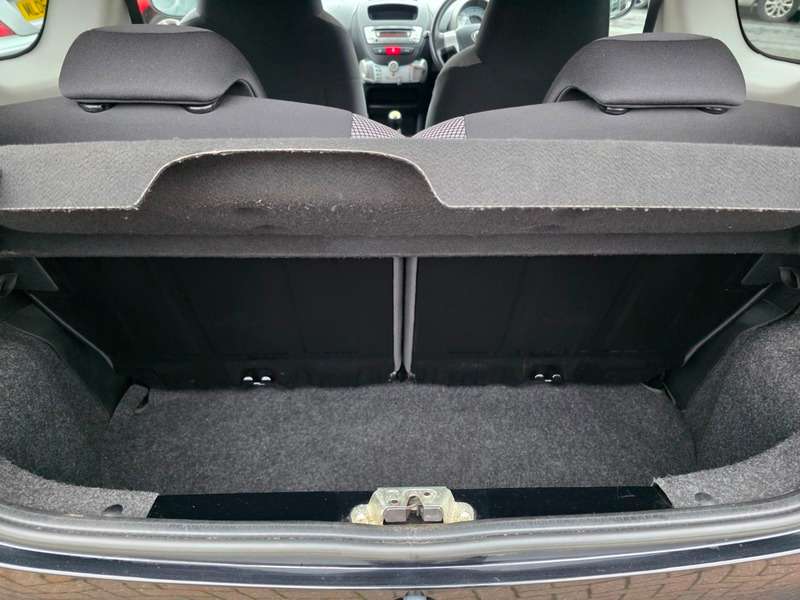 2013 TOYOTA AYGO 2013 TOYOTA AYGO