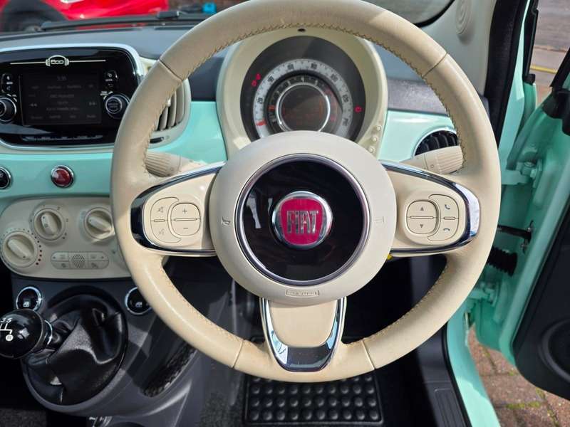 2017 FIAT 500 2017 FIAT 500