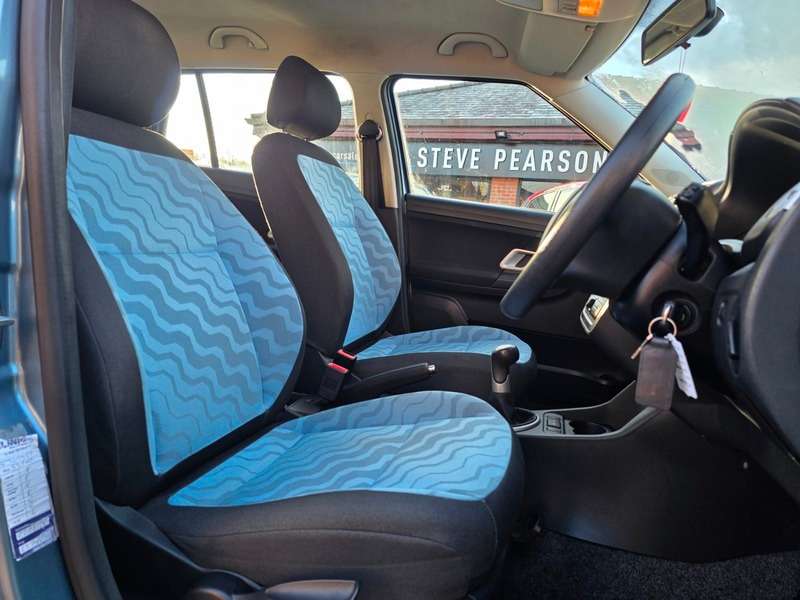 A 2008 SKODA FABIA 2 HTP 70 A 2008 SKODA FABIA 2 HTP 70