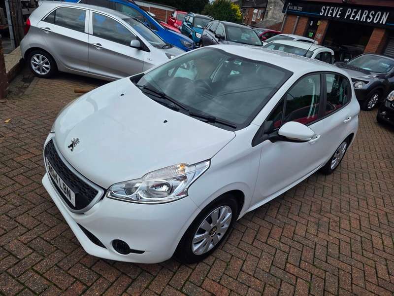 2014 PEUGEOT 208 2014 PEUGEOT 208