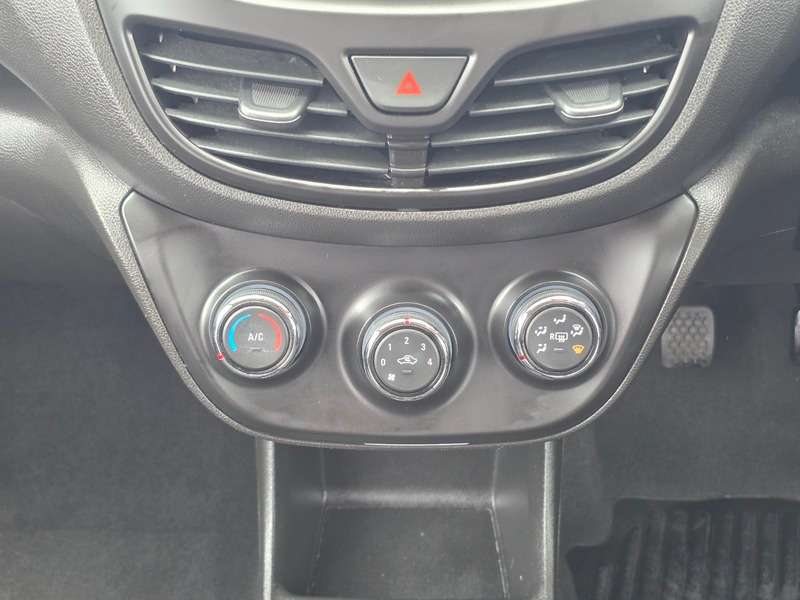 2016 VAUXHALL VIVA 2016 VAUXHALL VIVA