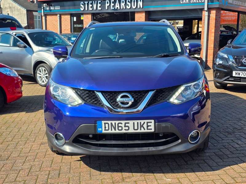A 2015 NISSAN QASHQAI DCI TEKNA A 2015 NISSAN QASHQAI DCI TEKNA